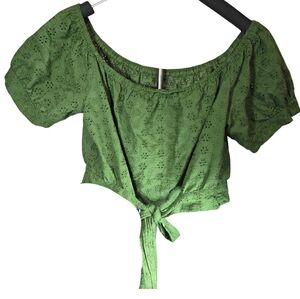 Elegant Green Eyelet Off-Shoulder Blouse Size XL